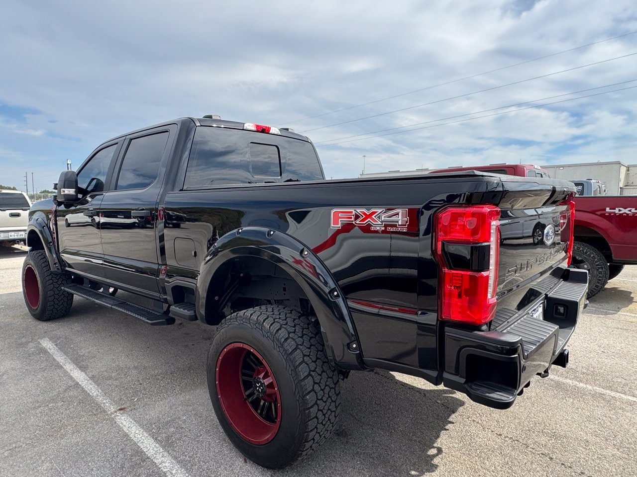 Used 2025 Ford F250 XL w/ STX Appearance Package AWD/4WD image 11