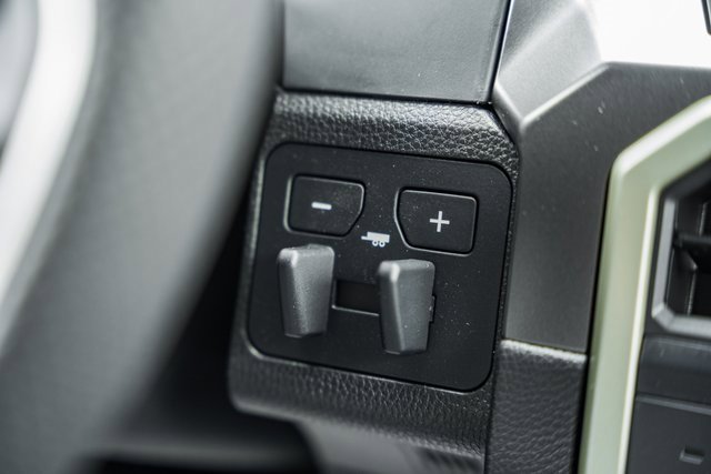 New 2025 Toyota Tacoma TRD Off-Road image 31