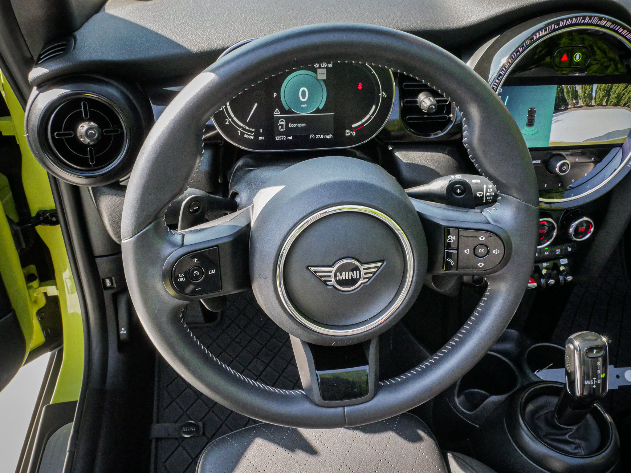 Used 2024 MINI Cooper S w/ Signature Upholstery Package FWD image 18
