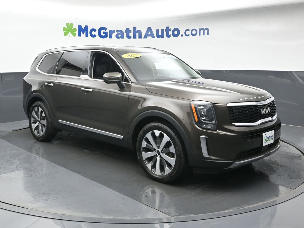 Used 2022 Kia Telluride S image 2