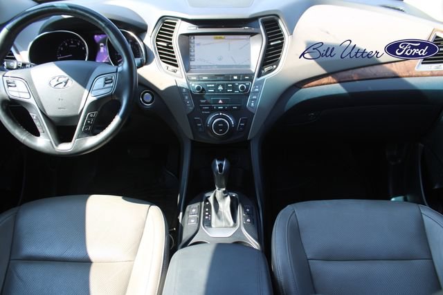 Used 2017 Hyundai Santa Fe Limited FWD image 16