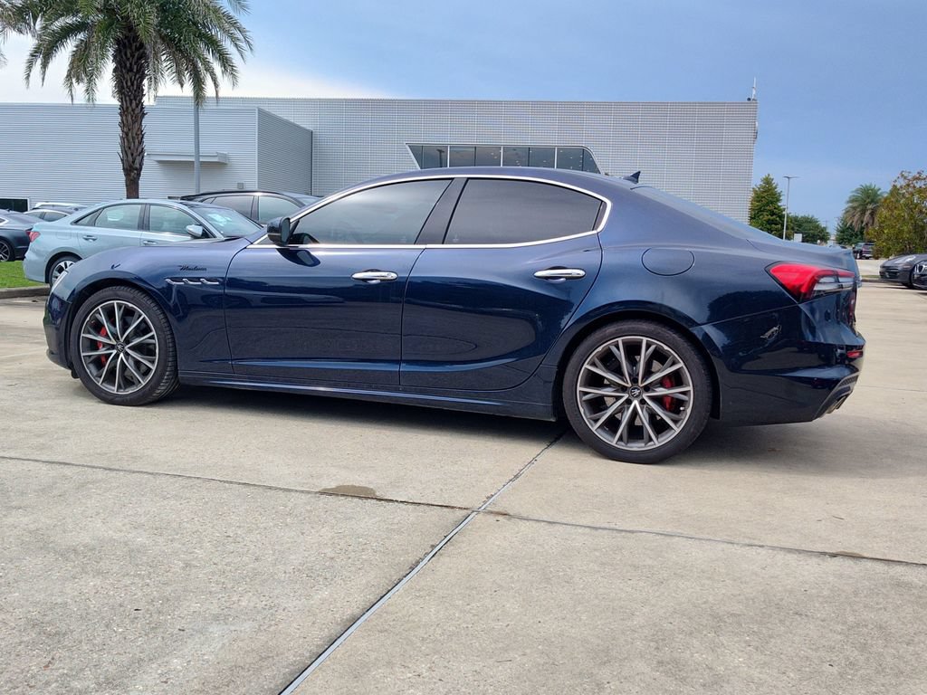 Used 2023 Maserati Ghibli Modena RWD image 5