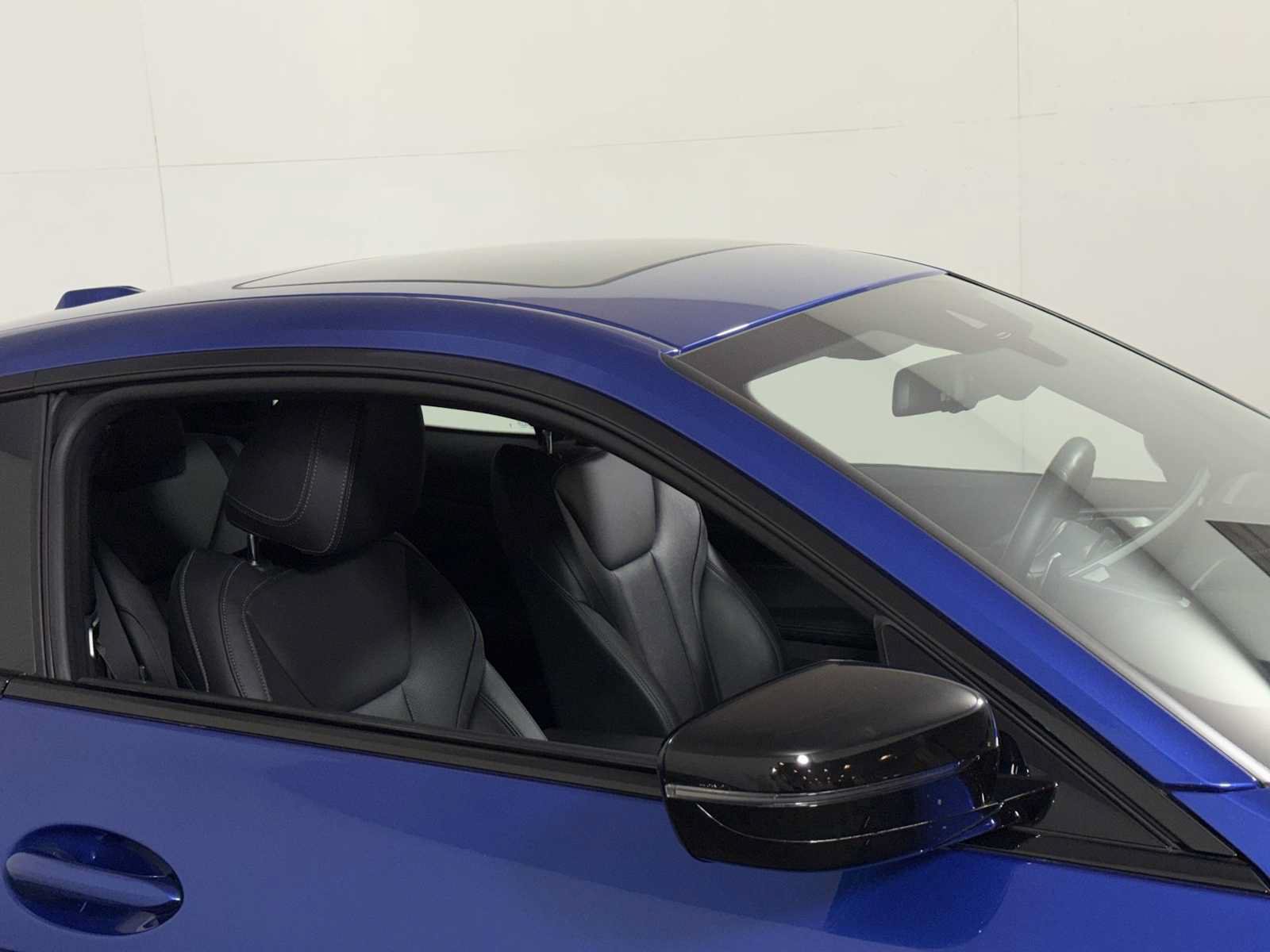 Used 2024 BMW 430i xDrive Coupe w/ M Sport Package AWD/4WD image 32