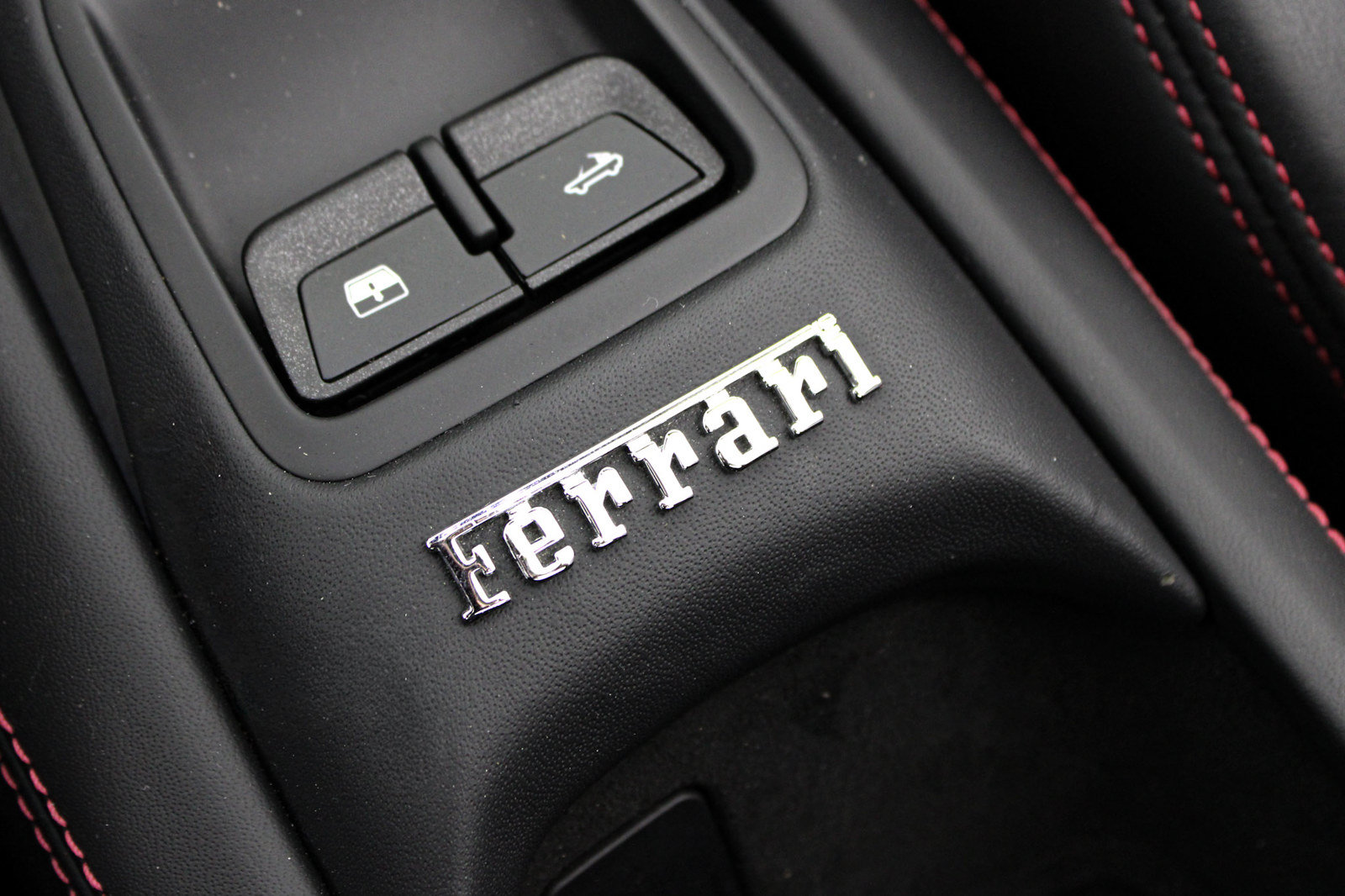 Certified 2023 Ferrari F8 Tributo RWD image 53