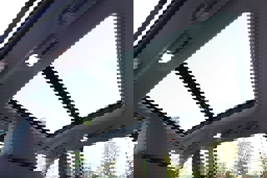 New 2026 Subaru Ascent Limited AWD/4WD image 12