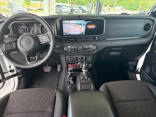 Used 2026 Jeep Gladiator Mojave AWD/4WD image 28