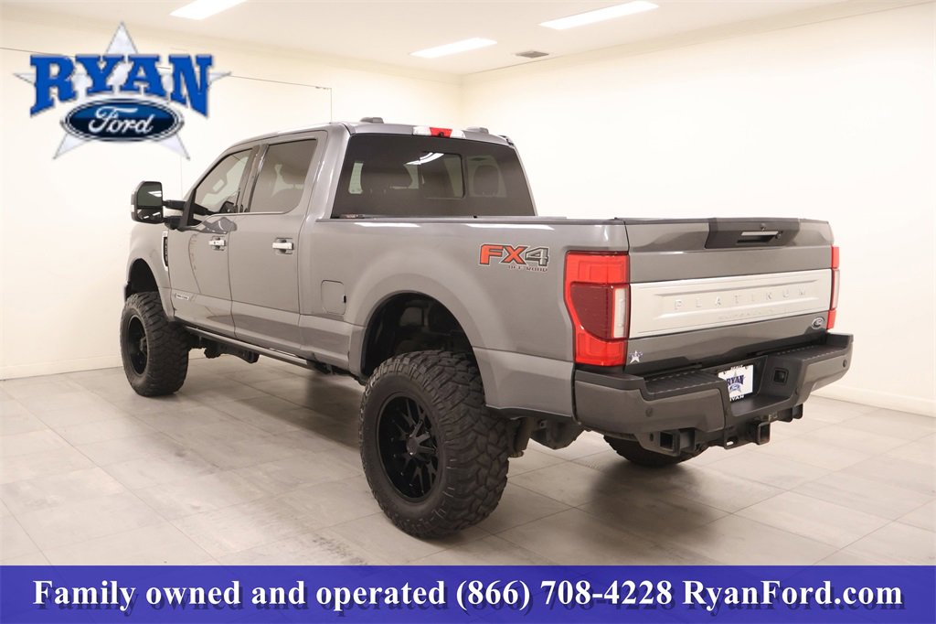 Used 2021 Ford F250 Platinum w/ FX4 Off-Road Package image 3