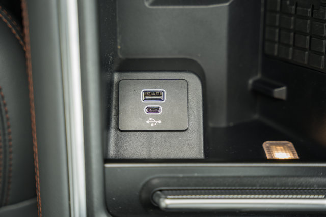 Used 2025 Ford Expedition Active AWD/4WD image 39