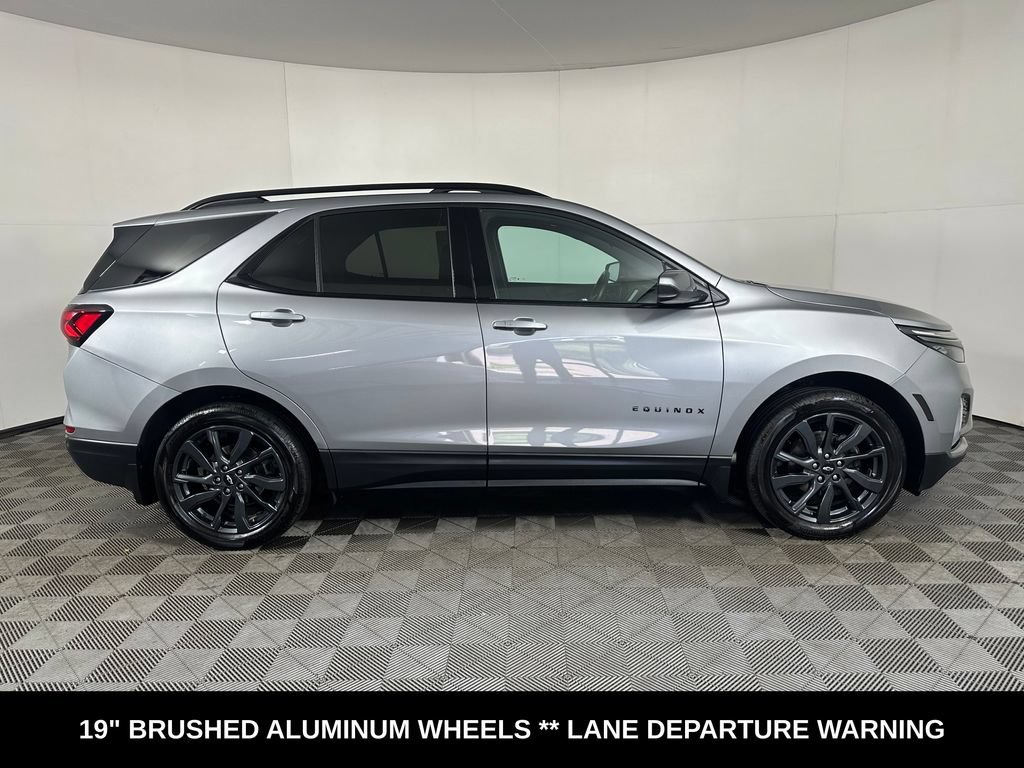 Used 2023 Chevrolet Equinox RS w/ LPO, Floor Liner Package AWD/4WD image 6