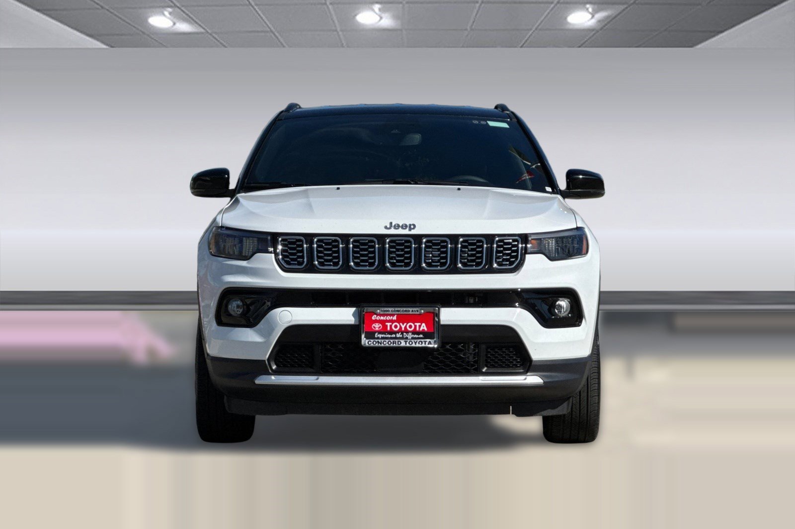 Used 2025 Jeep Compass Limited image 5