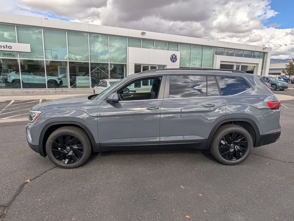 New 2026 Volkswagen Atlas SE image 8