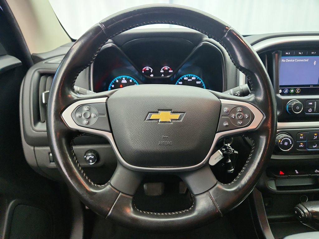 Used 2021 Chevrolet Colorado LT AWD/4WD image 12