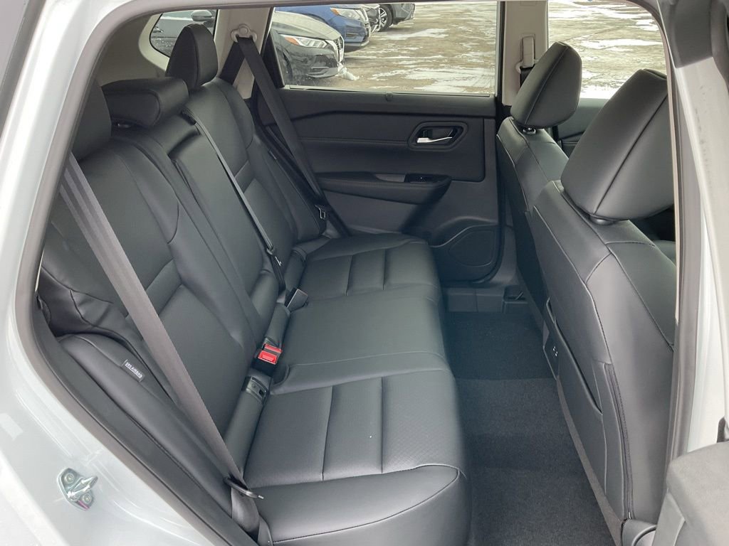 New 2026 Nissan Rogue SV w/ SV Premium Package AWD/4WD image 20