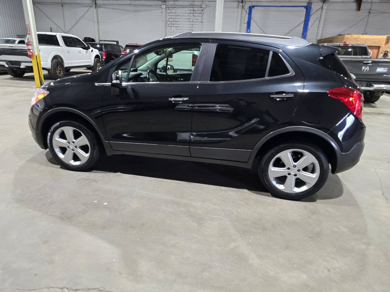 Used 2016 Buick Encore Convenience AWD/4WD image 5