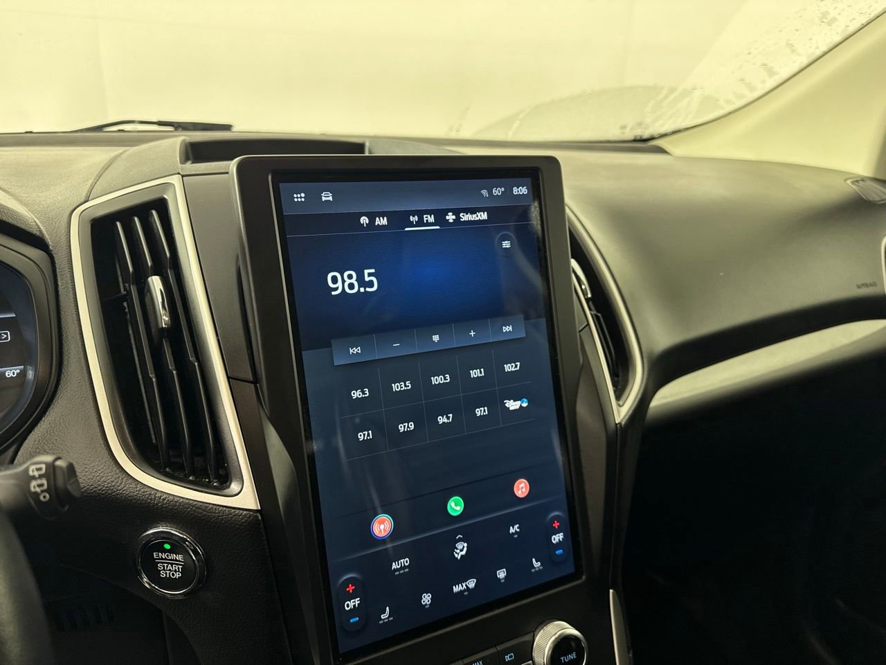 Used 2024 Ford Edge SEL image 14