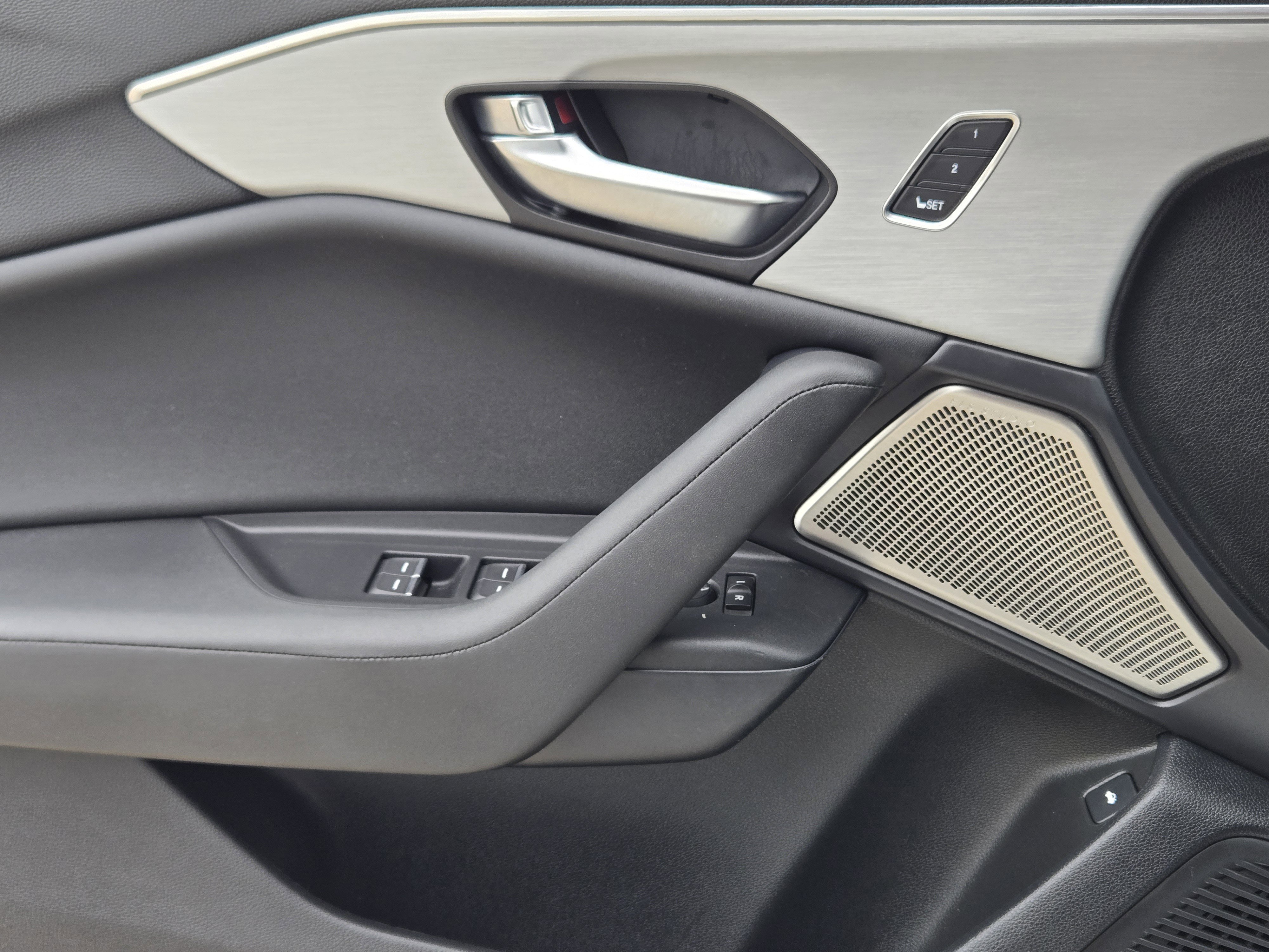 Certified 2023 Acura TLX w/ Technology Package image 23