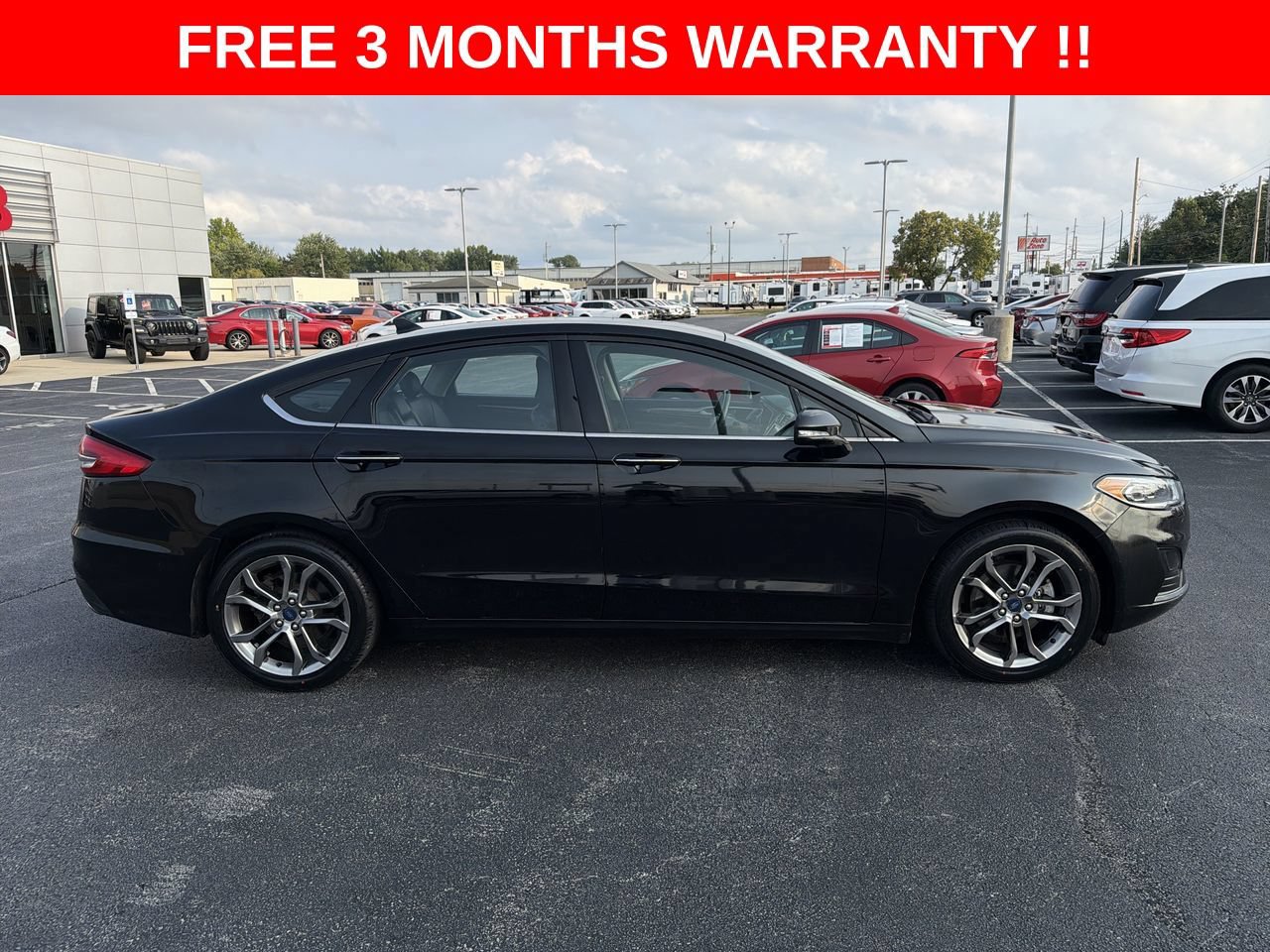 Used 2020 Ford Fusion SEL FWD image 31