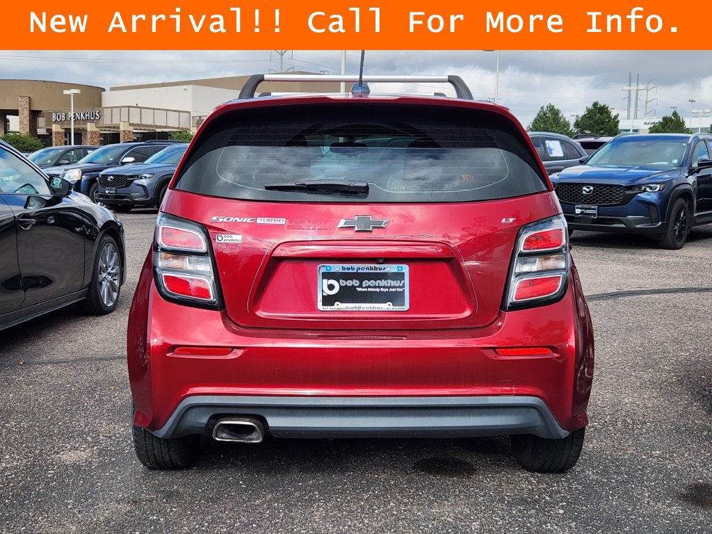 Used 2018 Chevrolet Sonic LT w/ Convenience Package FWD image 6