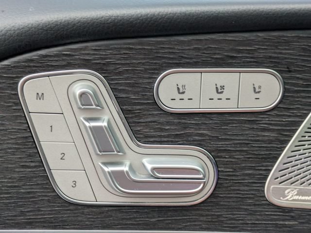 Used 2022 Mercedes-Benz GLS 450 4MATIC image 25