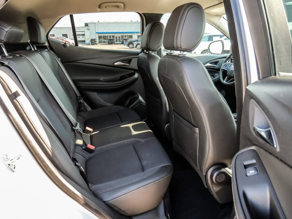 Used 2025 Buick Encore GX Preferred FWD image 33