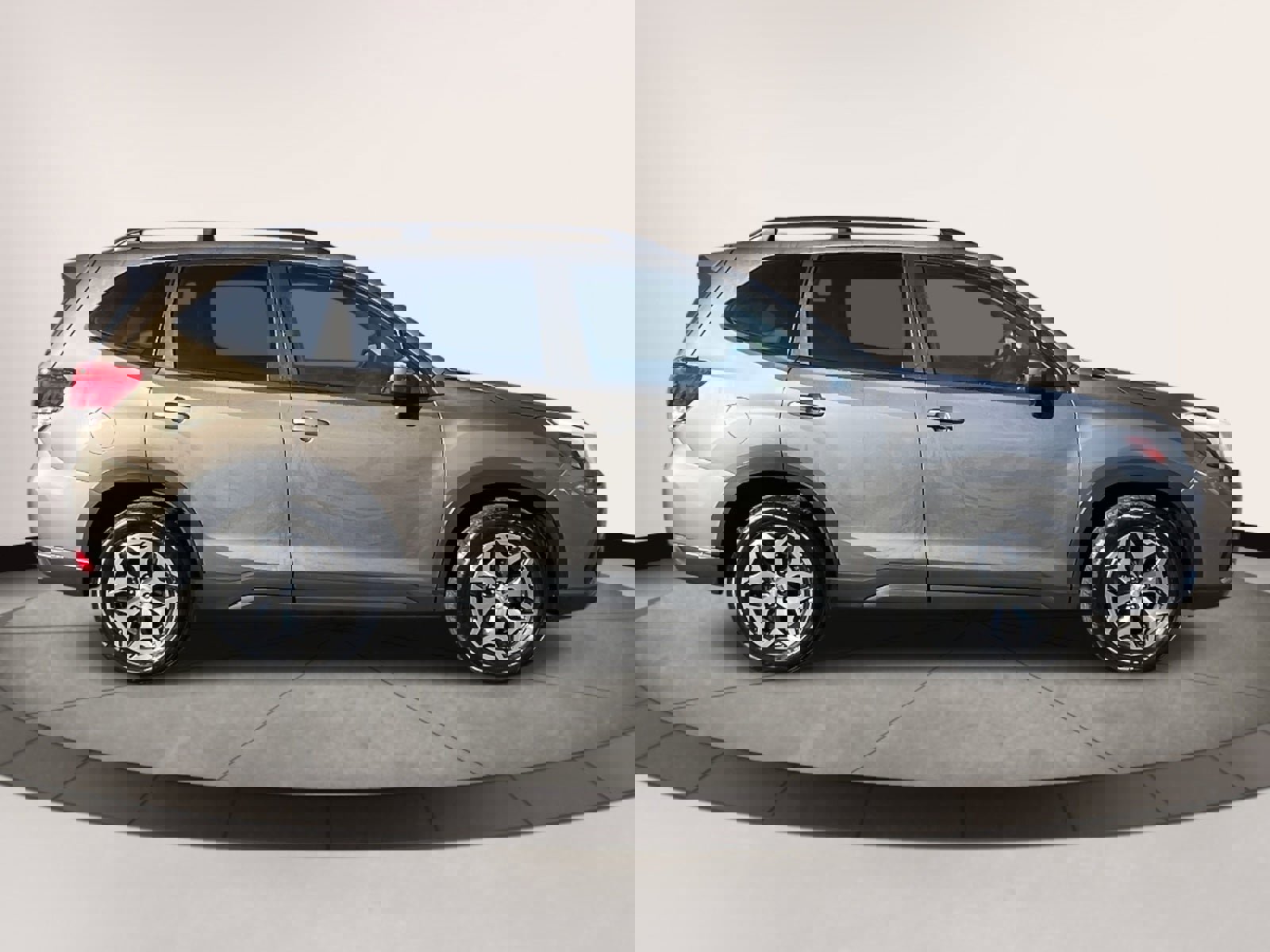 Used 2019 Subaru Forester Premium w/ All-Weather Package image 5