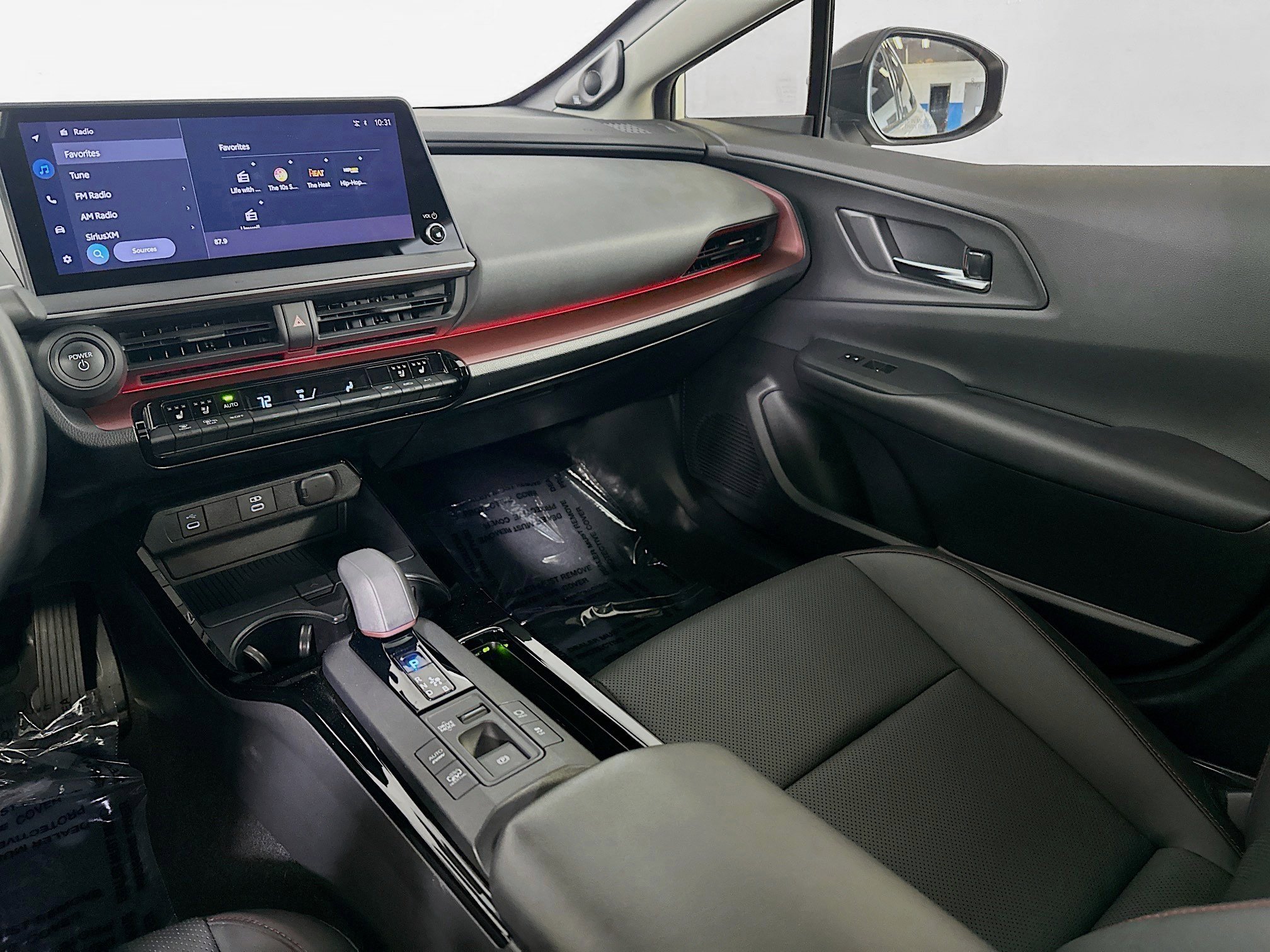 Used 2024 Toyota Prius Prime Premium w/ Advanced Technology Package FWD image 21