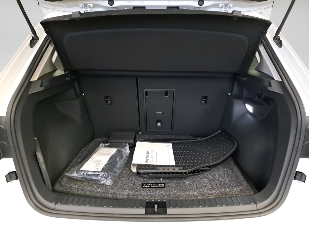 New 2025 Volkswagen Taos SEL AWD/4WD image 29