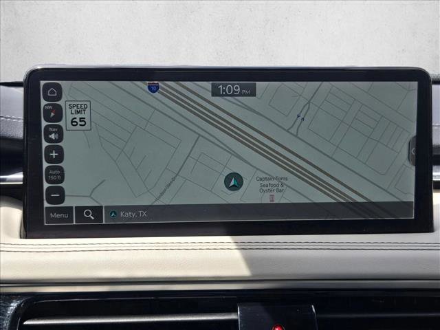 Used 2025 Genesis G70 2.5T image 24