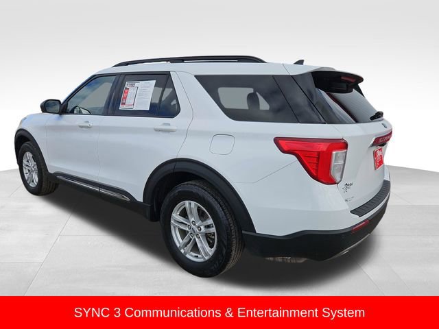 Used 2022 Ford Explorer XLT w/ Equipment Group 202A image 5