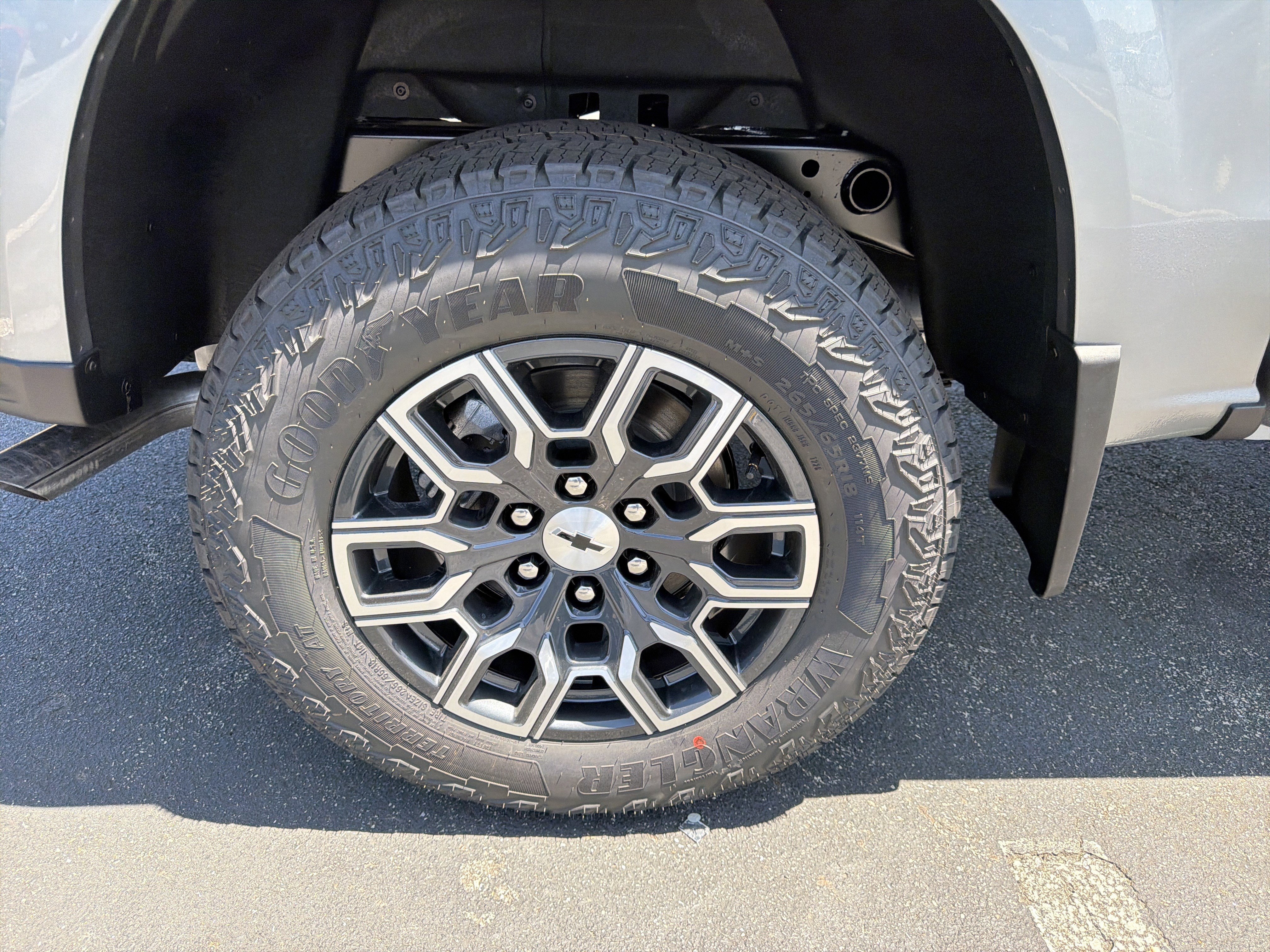 New 2026 Chevrolet Colorado Z71 image 17