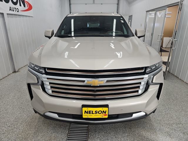 Used 2023 Chevrolet Suburban High Country image 5