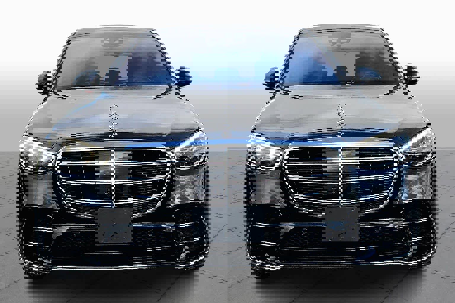 Certified 2022 Mercedes-Benz S 500 4MATIC w/ AMG Line Package image 4