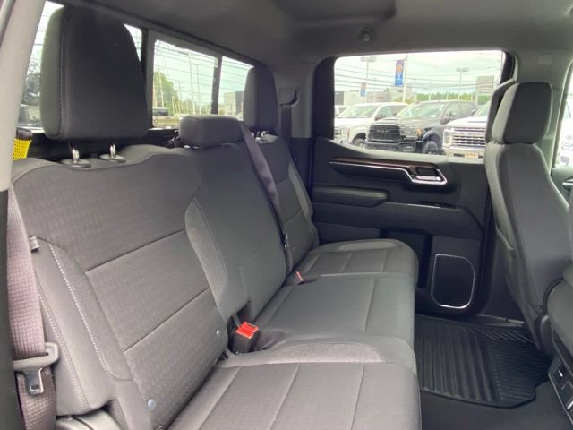 Used 2024 Chevrolet Silverado 1500 LT w/ Convenience Package II AWD/4WD image 25