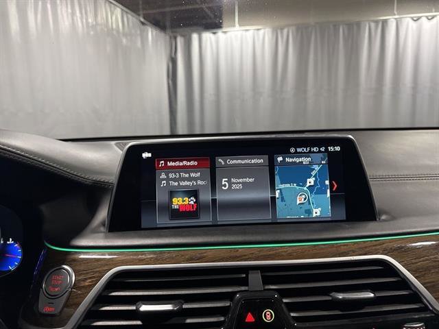 Used 2018 BMW 750i xDrive image 19