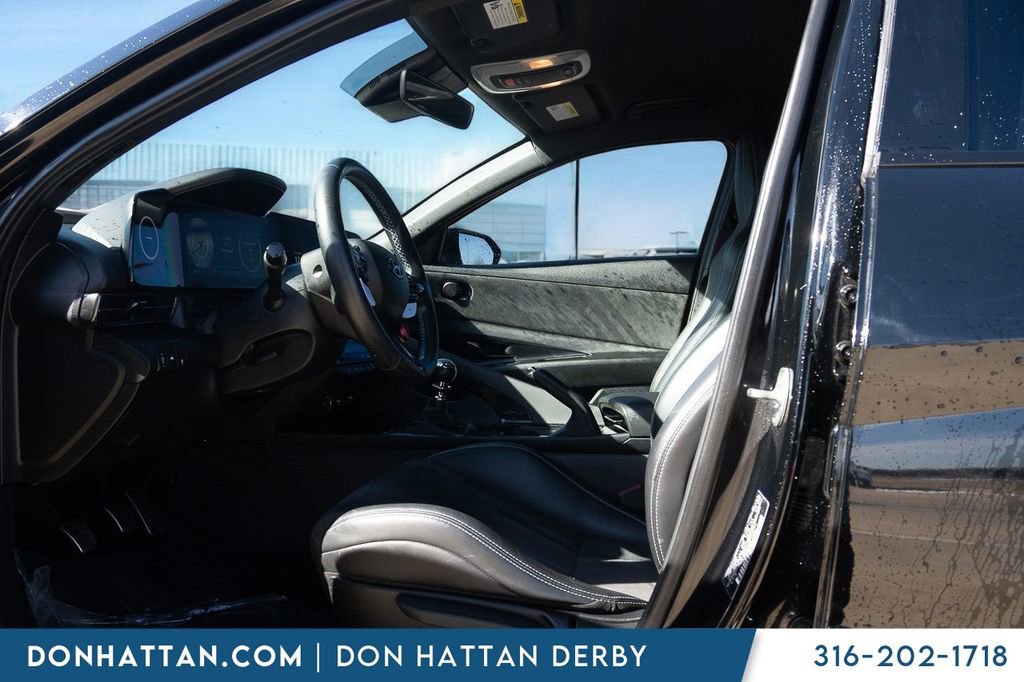 Used 2023 Hyundai Elantra N image 3