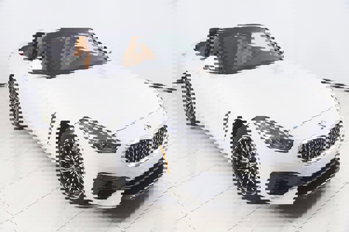 Used 2020 BMW Z4 sDrive30i w/ Convenience Package image 16