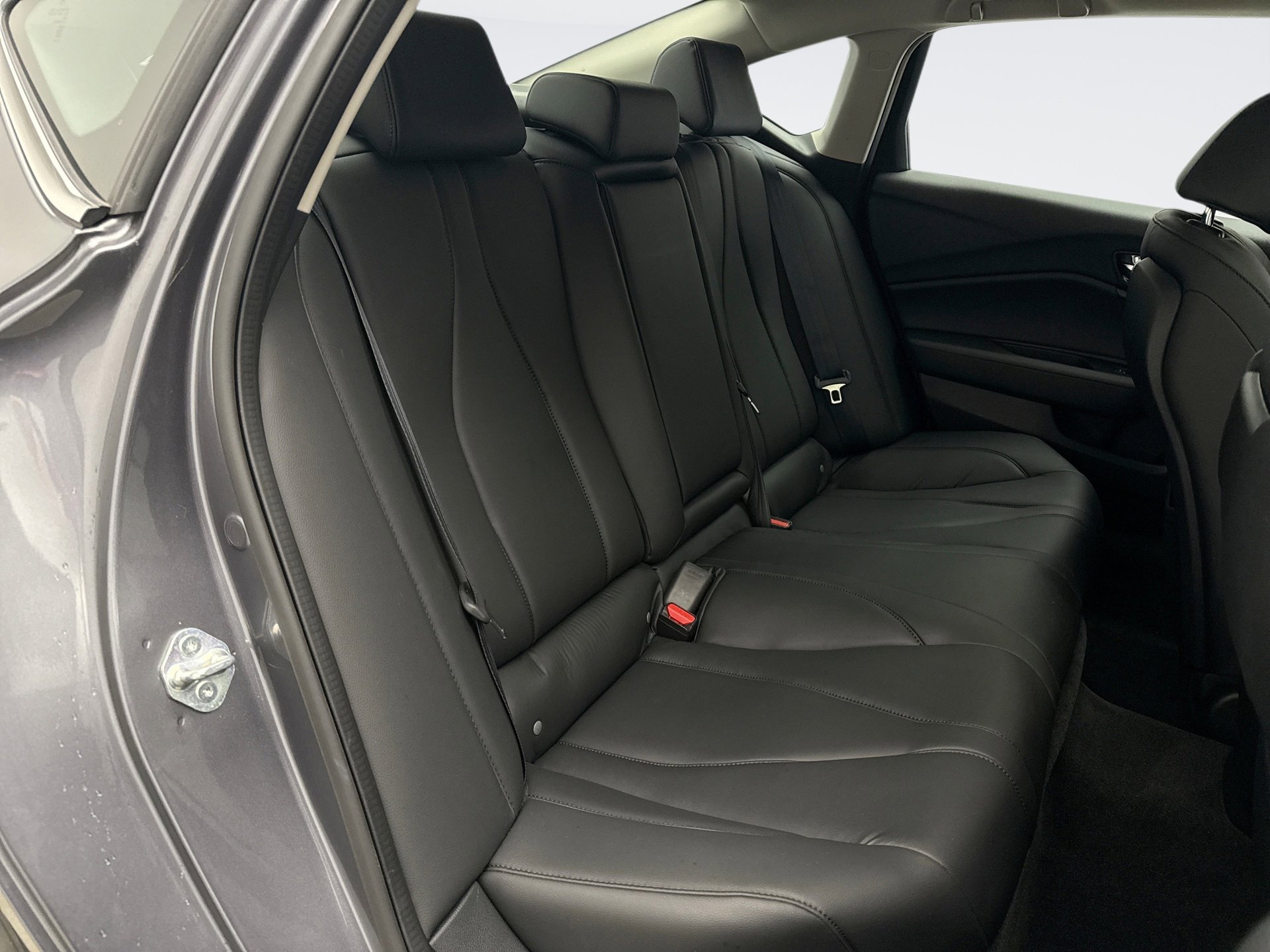 Used 2023 Acura TLX FWD image 17