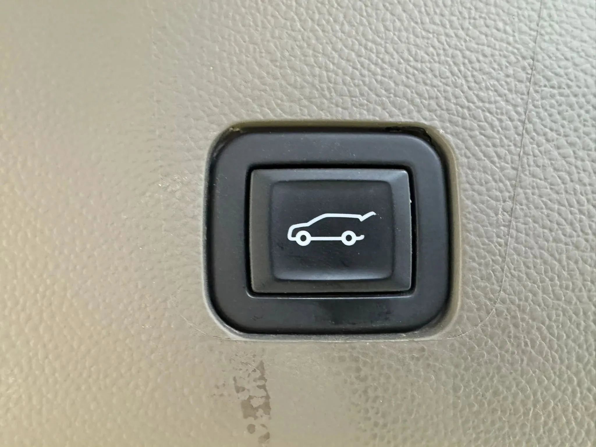 Used 2019 Chevrolet Traverse LT AWD/4WD image 28