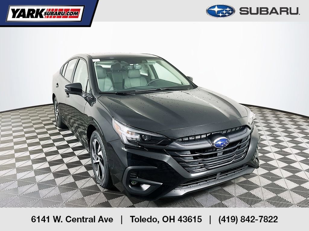 Used 2025 Subaru Legacy Premium AWD/4WD image 1