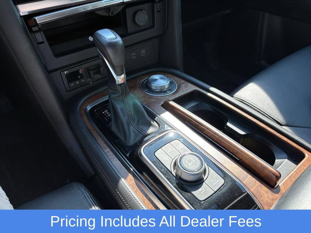 Used 2022 Nissan Armada SL w/ Captain's Chairs Package AWD/4WD image 24