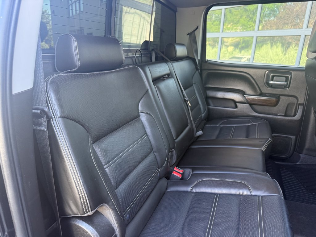 Used 2018 GMC Sierra 3500 Denali w/ Suspension Package, Off-Road AWD/4WD image 41