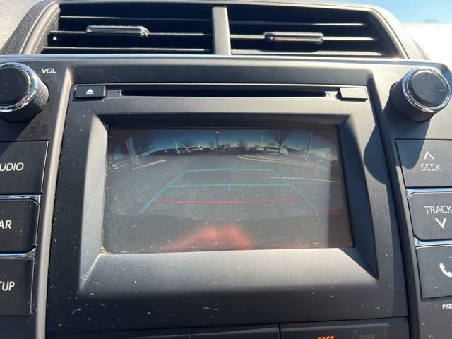 Used 2016 Toyota Camry LE FWD image 18