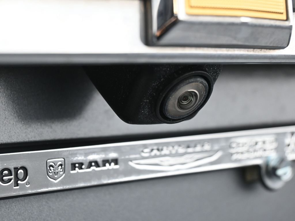 Used 2020 Chevrolet Traverse LS image 30