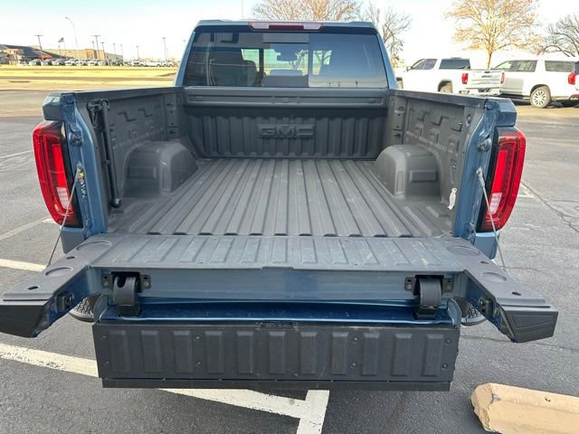 Used 2024 GMC Sierra 1500 SLT w/ SLT Premium Plus Package AWD/4WD image 32