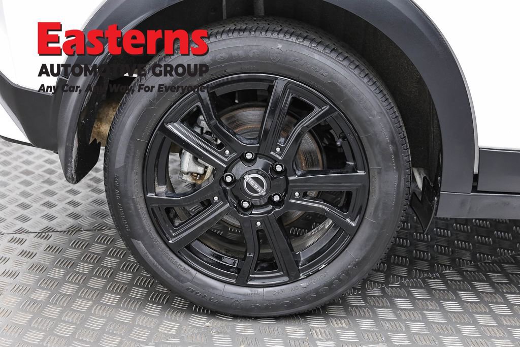 Used 2023 Nissan Kicks SR w/ SR Premium Package image 31