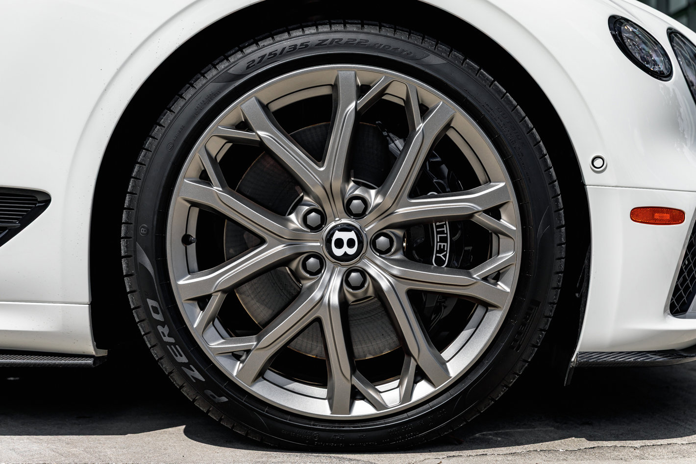 Used 2024 Bentley Continental GT V8 image 9