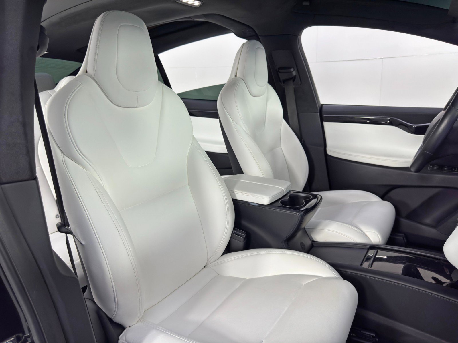 Used 2019 Tesla Model X Long Range AWD/4WD image 30