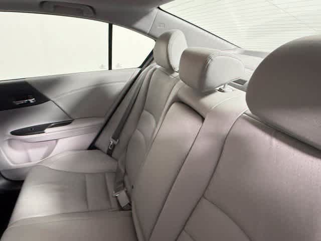 Used 2015 Honda Accord EX-L image 43