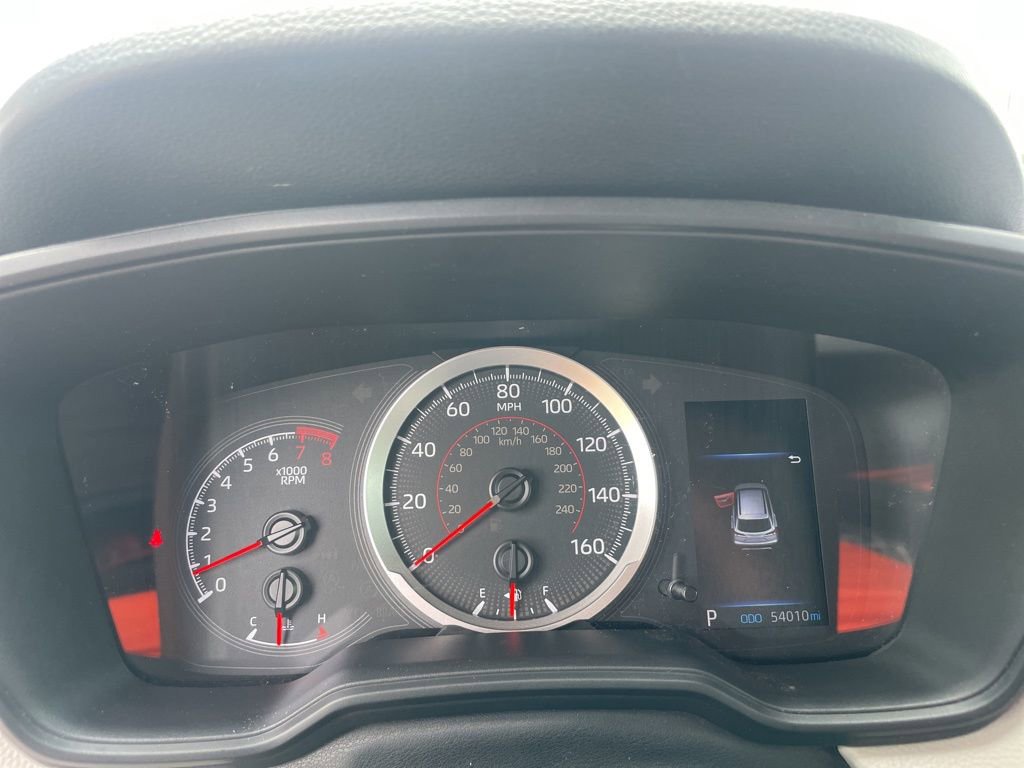 Used 2022 Toyota Corolla Cross LE image 29