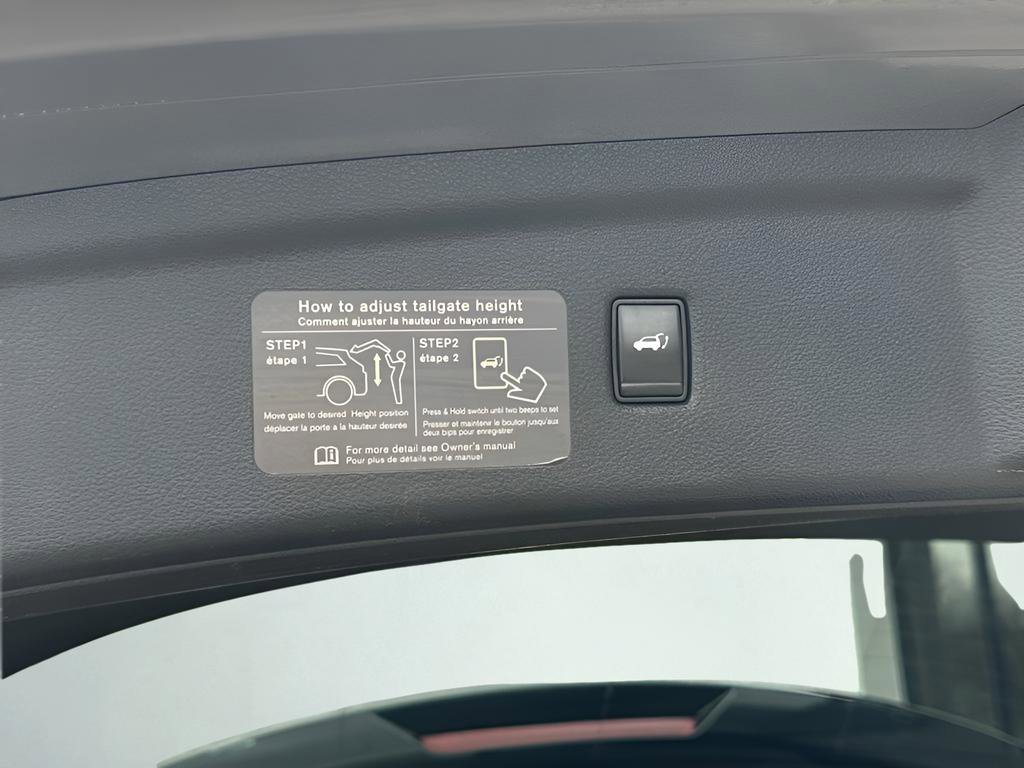 Used 2020 INFINITI QX50 Luxe w/ Navigation Package image 24